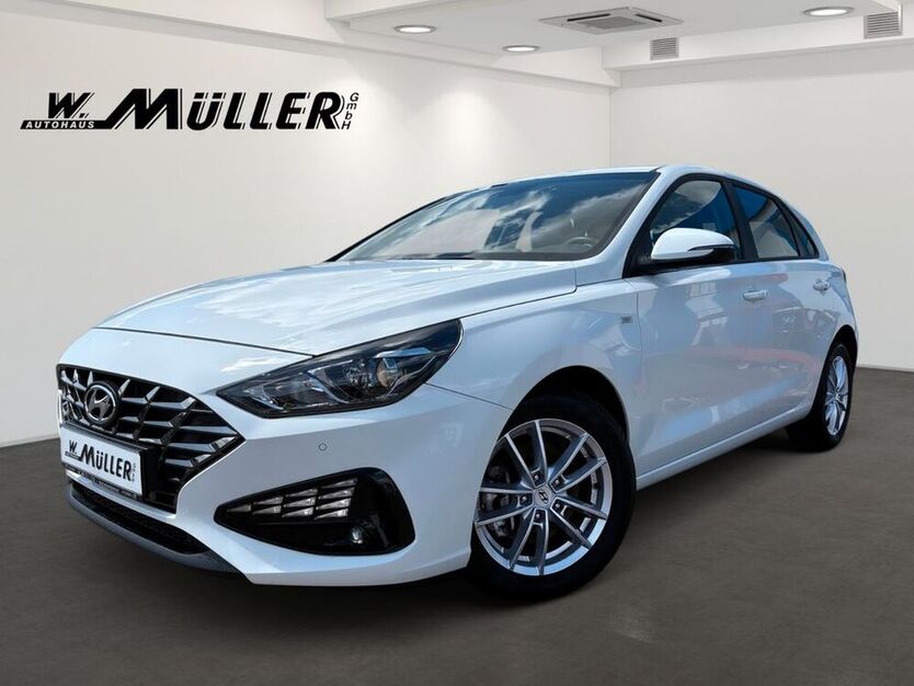 i30