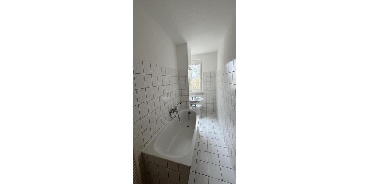 Etagenwohnung Schönebeck (Elbe) - 2 Zimmer, 49 m&sup2;, 285&euro; | Angebot:26251282
