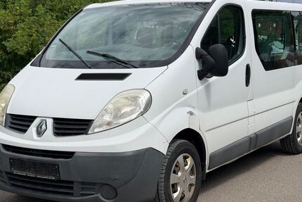 Renault Trafic 166.000 km 2.450 &euro; Strassberg 72479
