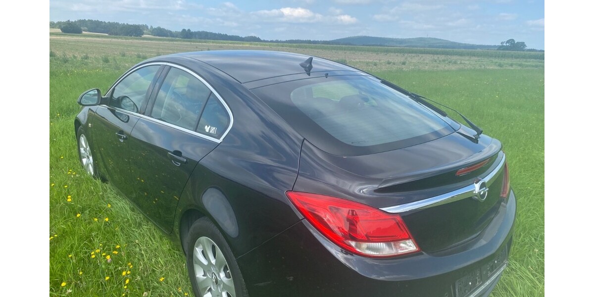 Opel Insignia 114.000 km 6.200 € Pulsnitz 01896