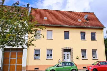 Haus zum Kaufen in Raghun-Jeßnitz, OT Raguhn 220.000 € 210 m² 7 zimmer