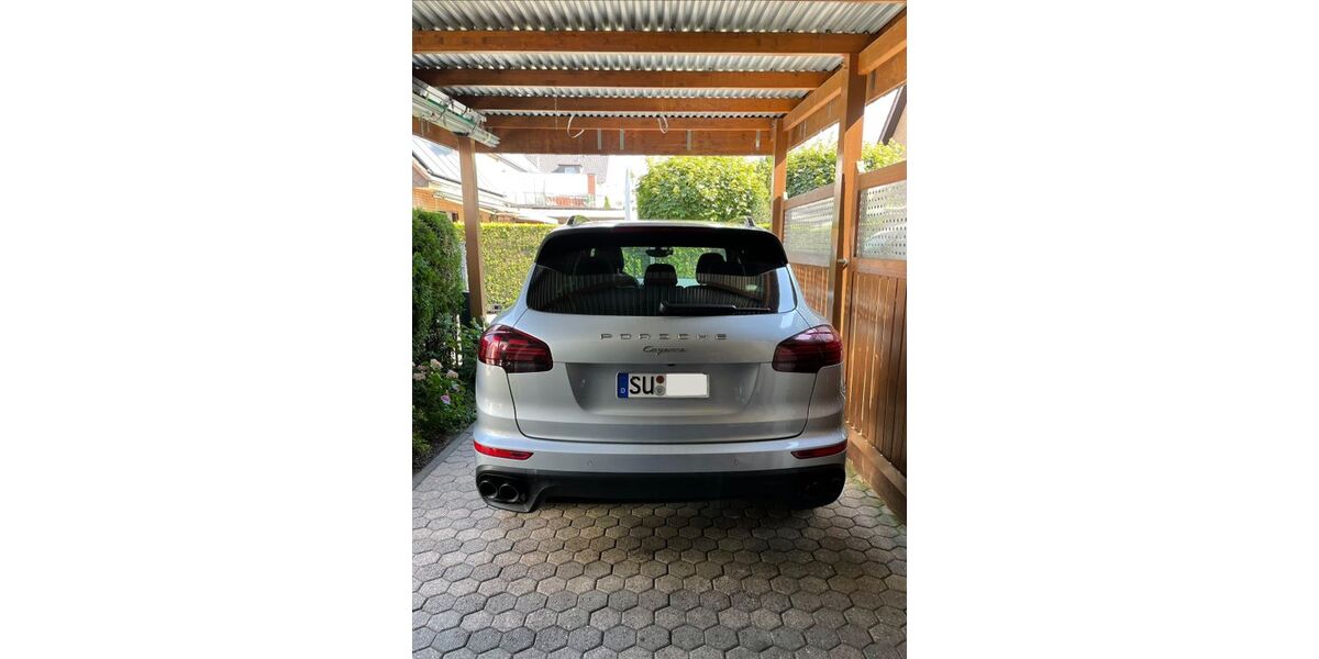 Porsche Cayenne 148.500 km 29.900 &euro; Troisdorf 53842