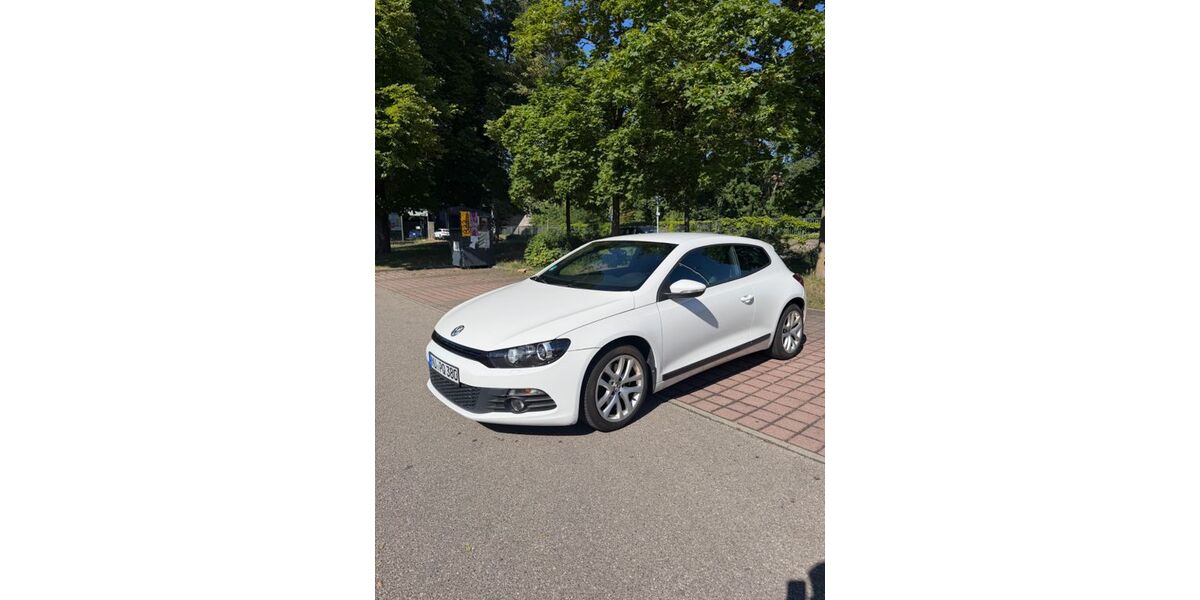 VW Scirocco 215.418 km 4.500 &euro; Augsburg 86156