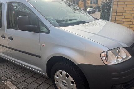 VW Caddy 151.200 km 6.500 &euro; Frechen 50226