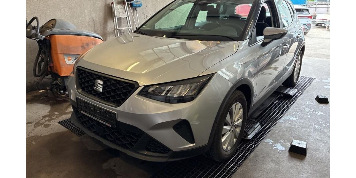 Seat Arona 129.297 km 10.990 &euro; Braunschweig 38122
