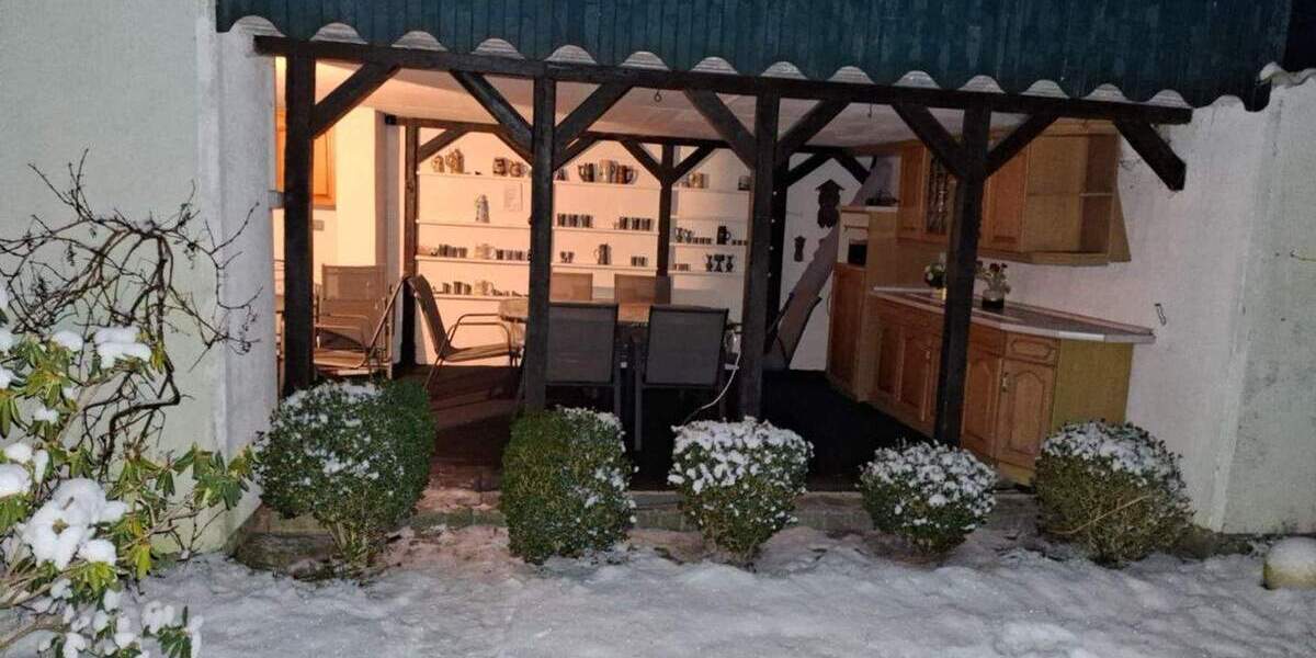 DHH - Haus auf super Grundstück - inkl. Ferienbungalow - ruhige und beliebte Lage 4 zimmer