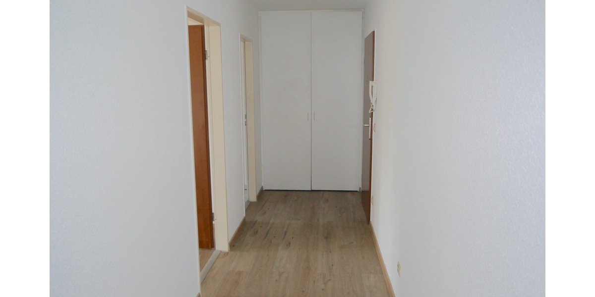 NE-Stadionviertel, ruhige kompl. Renov. 2 Zi. ETW, KDB, Balkon, Carport, Keller - Erdgeschoßwohnung Neuss Augustinusviertel | Angebot:27350485