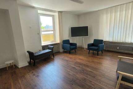Büro in Augsburg 1.175 € 106.9 m²
