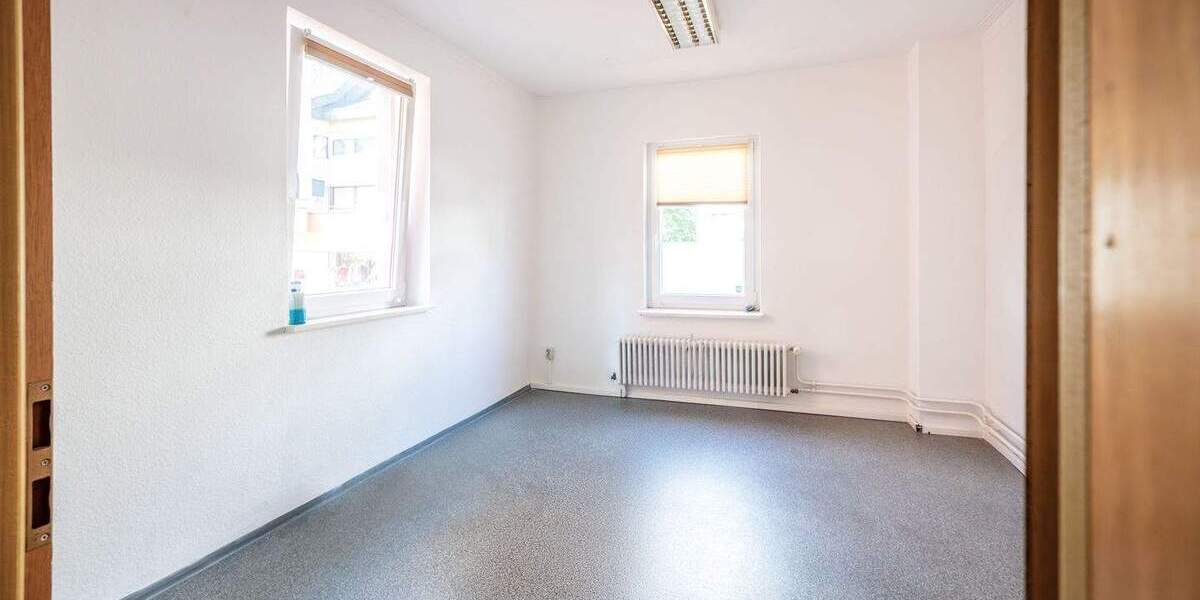 Gewerbeobjekt Mengen - 1 Zimmer, 329.000&euro; | Angebot:25690677