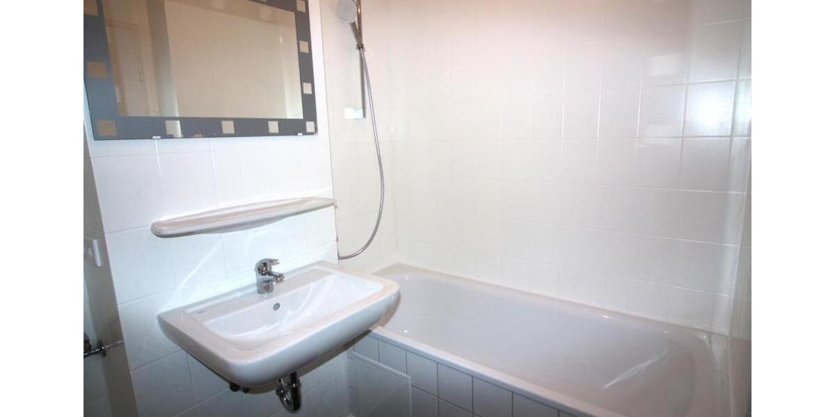 Etagenwohnung Kaiserslautern Bahnheim - 3 Zimmer, 78 m&sup2;, 670&euro; | Angebot:26343543