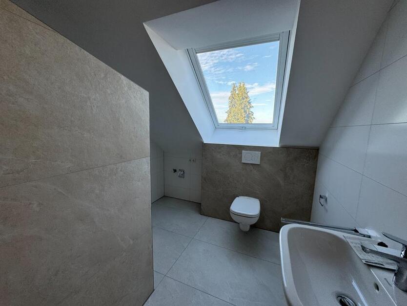 Neubau Eppingen - 2 Zi. mit Loggia, EBK, Keller, Aufzug zimmer