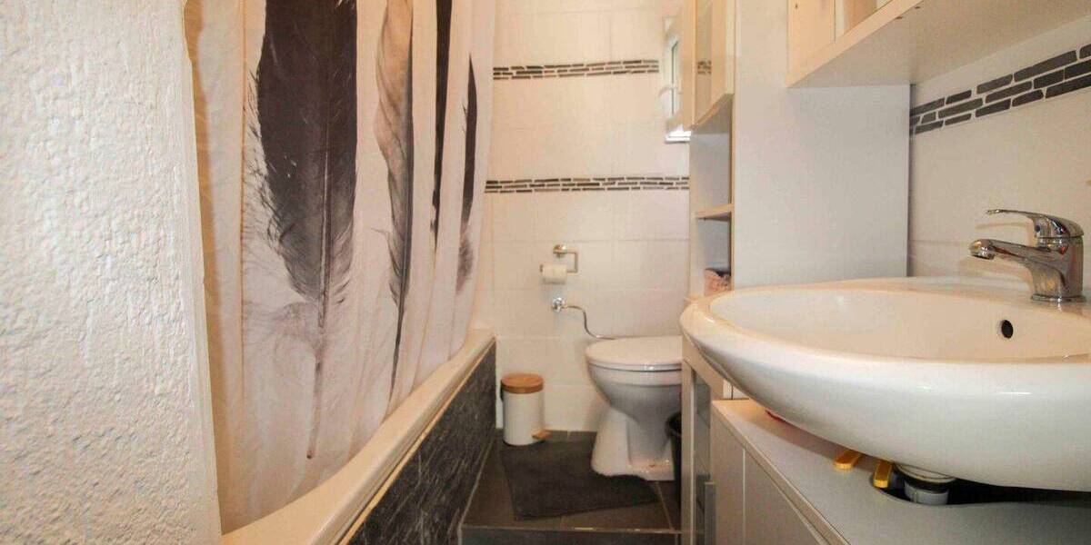 Einfamilienhaus Horb am Neckar Grünmettstetten - 9 Zimmer, 275.000&euro; | Angebot:26818525