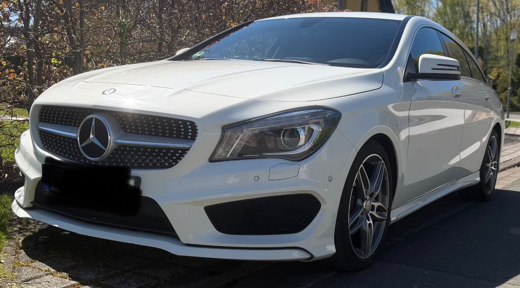 Mercedes-Benz CLA 200 Shooting Brake 165.000 km 15.000 &euro; Wermsdorf 04779