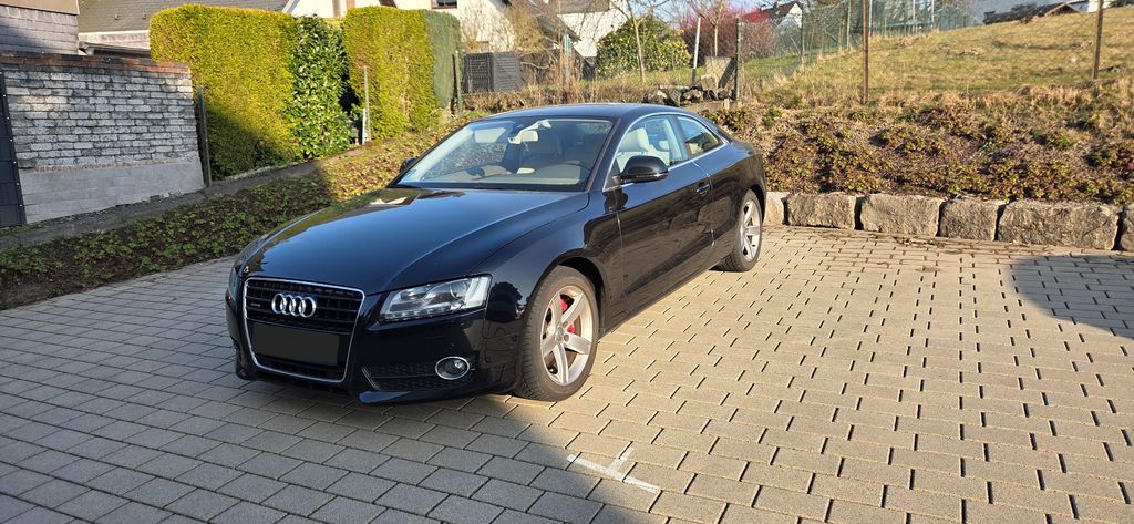 Audi A5 195.000 km 10.900 &euro; Siegen 57072