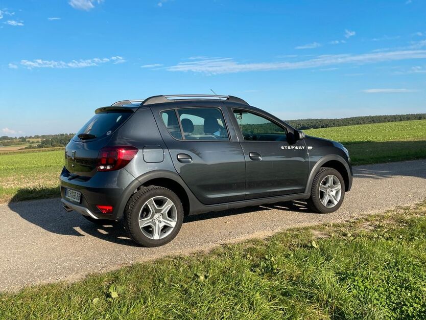 Dacia Sandero 6.490 km 12.990 € Hausen 93345