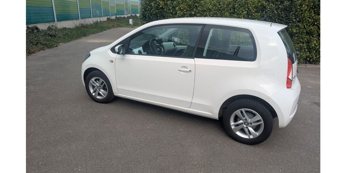 Seat Mii 85.100 km 6.350 &euro; Weinheim 69469