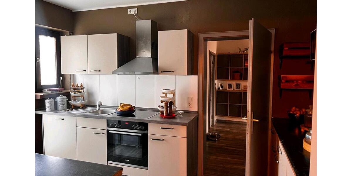 Etagenwohnung Bausendorf - 3 Zimmer, 130 m&sup2;, 189.000&euro; | Angebot:26863939