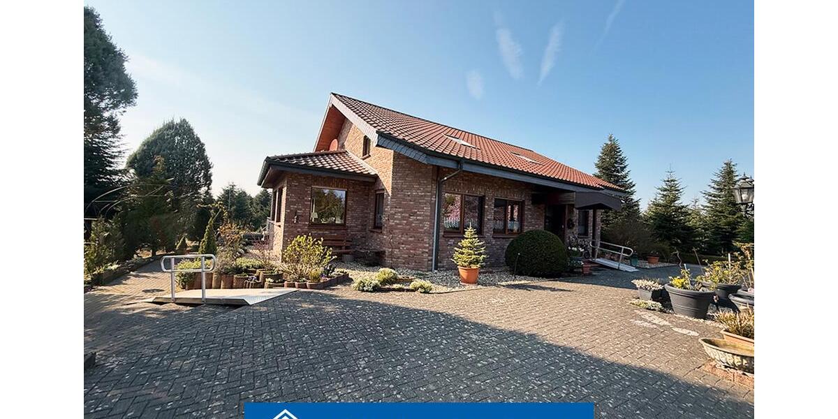 Dachgeschoßwohnung Issum - 5 Zimmer, 140 m&sup2;, 1.300&euro; | Angebot:26249906
