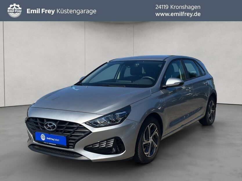i30