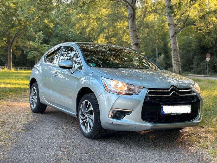 DS4