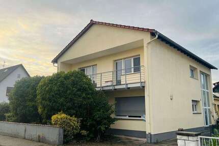 Haus Nauheim - 6 Zimmer, 215 m&sup2;, 2.250&euro; | Angebot:24758837