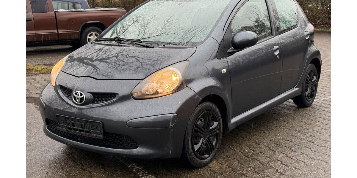 Toyota Aygo (X) 229.000 km 2.198 &euro; Rüsselsheim 65428
