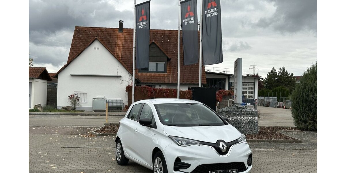 Renault ZOE Life R110 / SitzH / LenkradH / RückfahrK 50.300 km 14.890 &euro; Donauwörth 86609