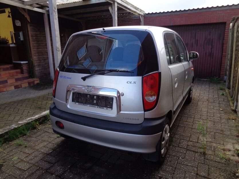 i10