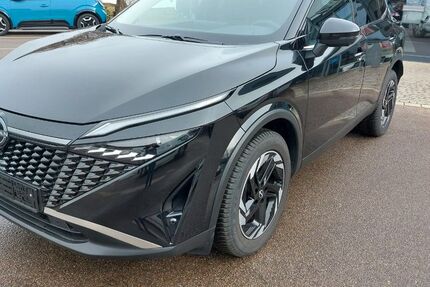 Nissan Qashqai 2.500 km 28.290 &euro; Weiding 93495