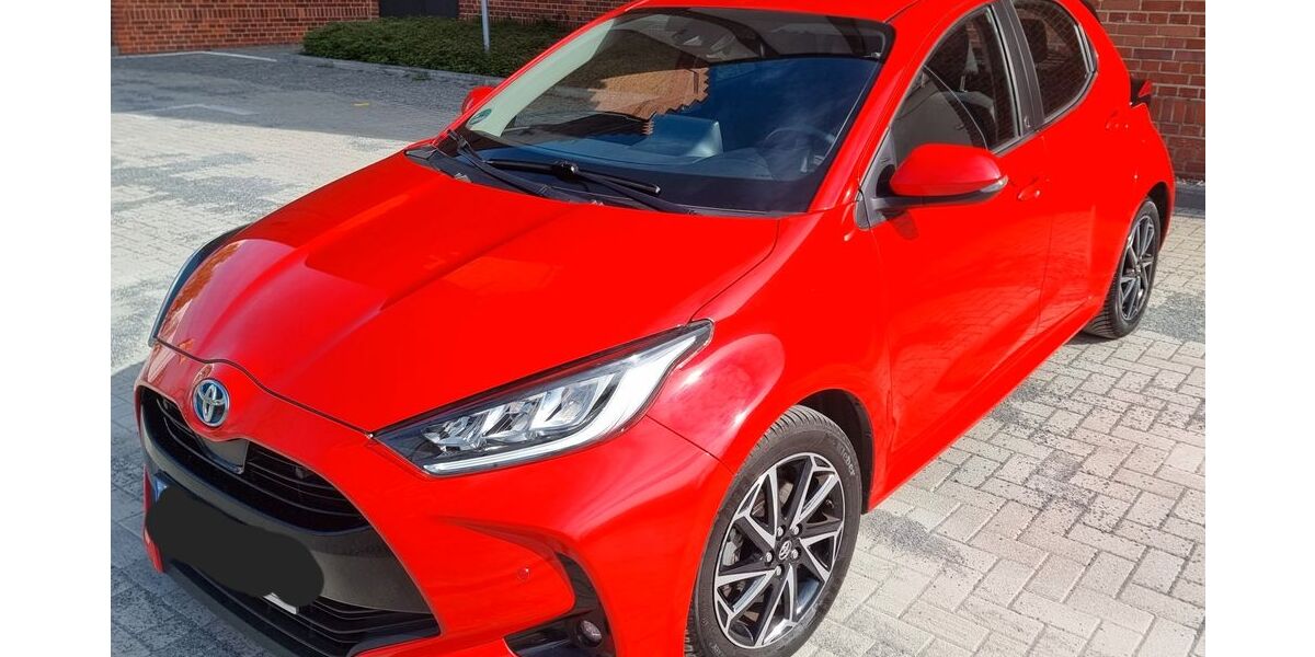 Toyota Yaris 38.915 km 16.990 &euro; Berlin 12489