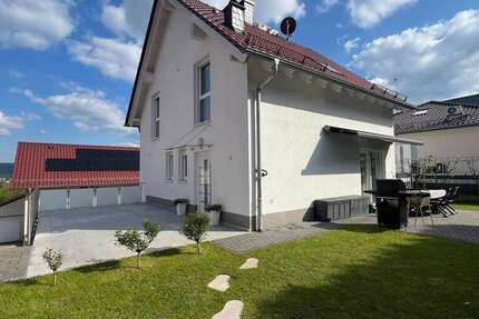 Haus Wächtersbach-Stadt Stadt - 5 Zimmer, 170 m&sup2;, 649.000&euro; | Angebot:26640639