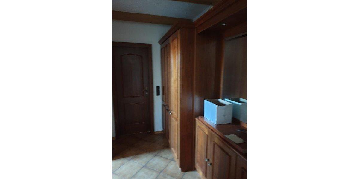 Mehrfamilienhaus, Wohnhaus Eschwege - 7 Zimmer, 250 m&sup2;, 420.000&euro; | Angebot:26249966