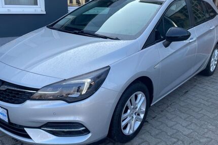 Opel Astra 4.799 km 17.299 &euro; Leuna 06237