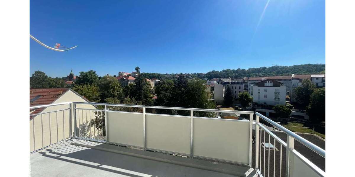 Etagenwohnung Pirna - 3 Zimmer, 85 m&sup2;, 840&euro; | Angebot:26837803