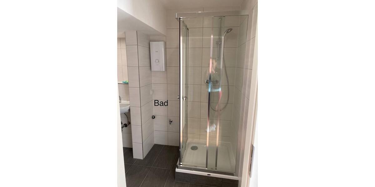 Etagenwohnung Bad Hersfeld - 7 Zimmer, 140 m&sup2;, 300.000&euro; | Angebot:25991426