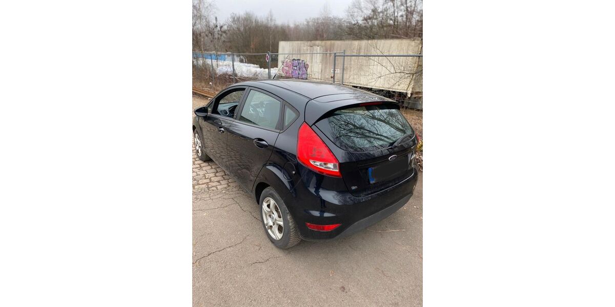 Ford Fiesta 155.000 km 2.750 &euro; Pirmasens 66955