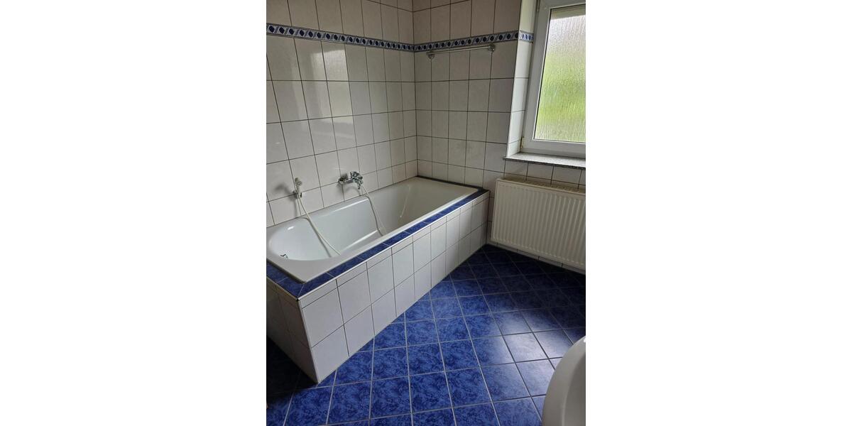 Bungalow Berschweiler bei Baumholder - 7 Zimmer, 148 m&sup2;, 329.000&euro; | Angebot:27146237