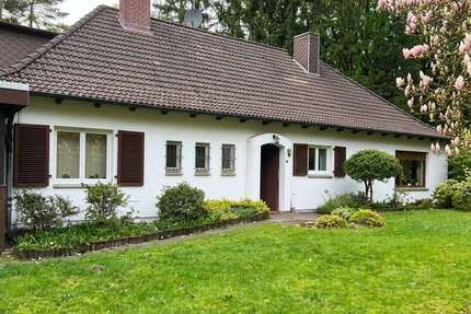 Haus Ahausen - 13 Zimmer, 257 m&sup2;, 335.000&euro; | Angebot:27151221