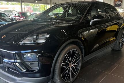 Porsche Macan 8.795 km 107.900 € Bielefeld 33719