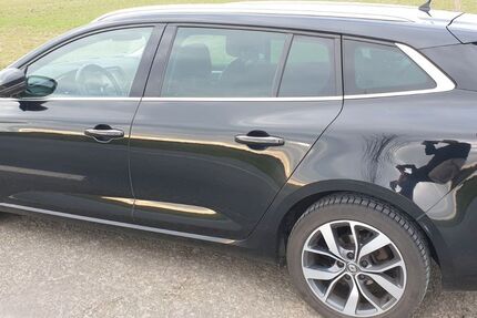 Renault Megane 129.000 km 8.500 &euro; Hatten 26209
