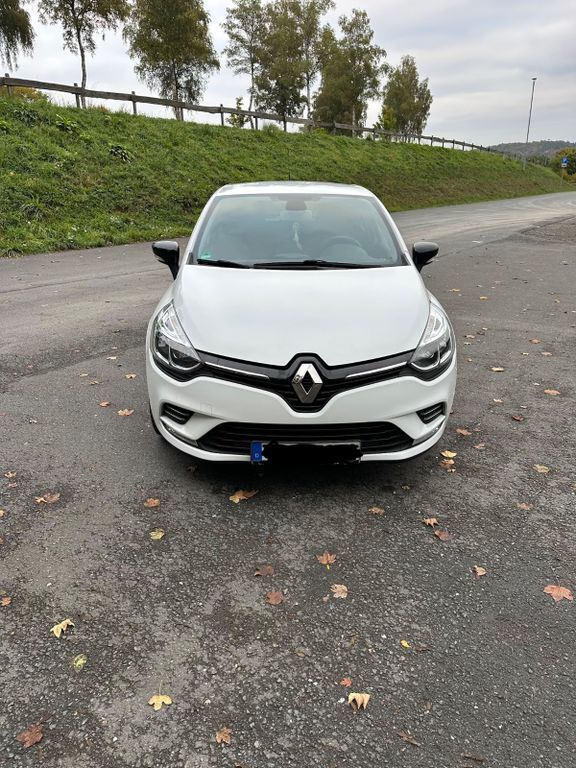 Renault Clio 50.000 km 8.799 € Olpe 57462
