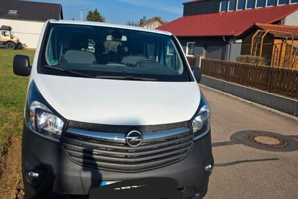 Opel Vivaro 137.000 km 16.350 &euro; Ursensollen 92289