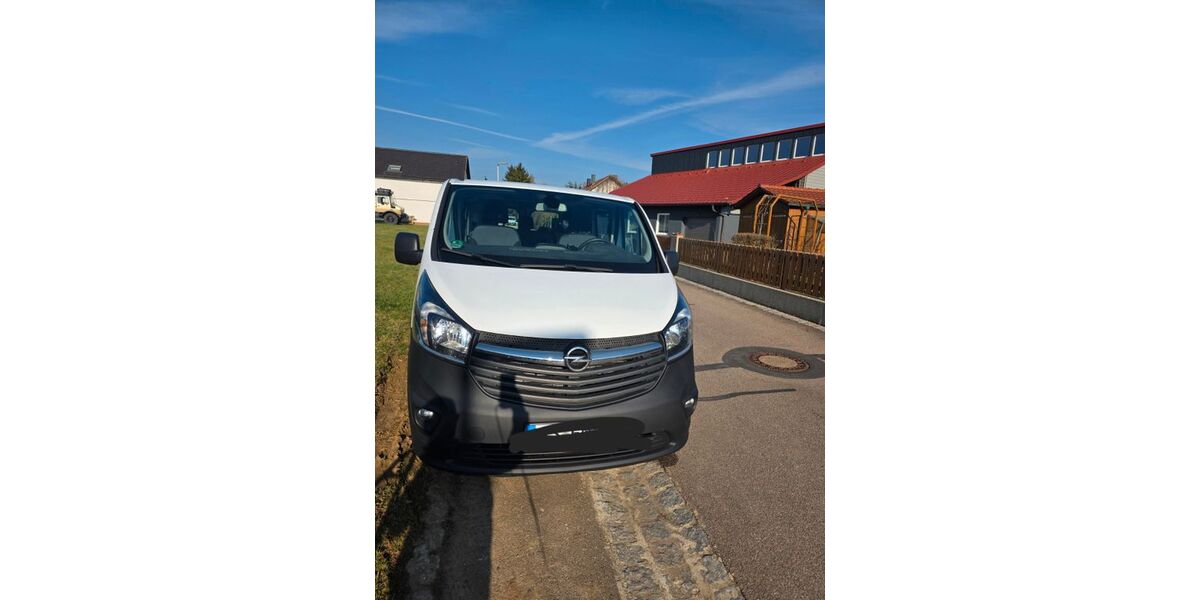 Opel Vivaro 137.000 km 16.350 &euro; Ursensollen 92289