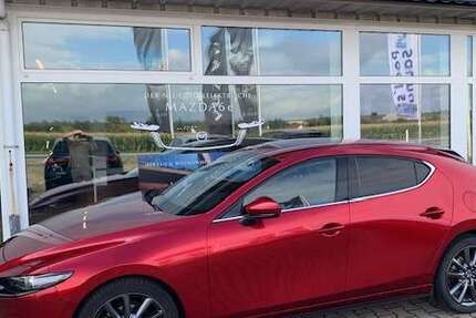 Mazda 3 60.613 km 18.890 &euro; Staßfurt 39418