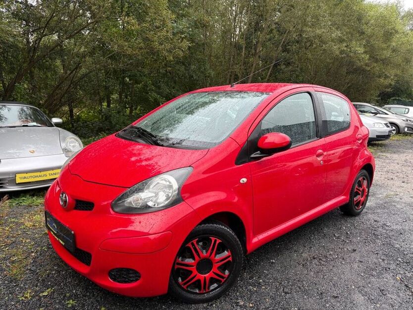 Aygo (X)
