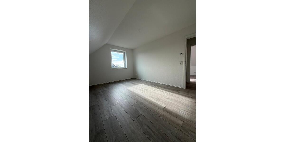 Doppelhaushälfte Großenwiehe - 4 Zimmer, 120 m&sup2;, 1.380&euro; | Angebot:26380936