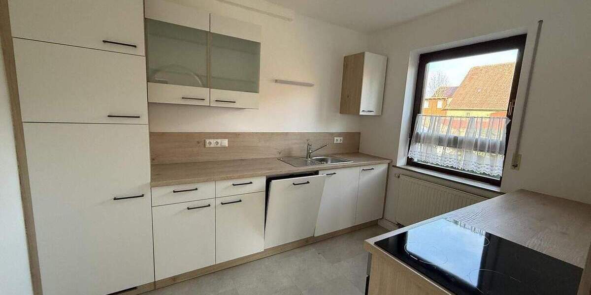 Mehrfamilienhaus, Wohnhaus Dettelbach Bibergau - 7 Zimmer, 187 m&sup2;, 690.000&euro; | Angebot:25682720