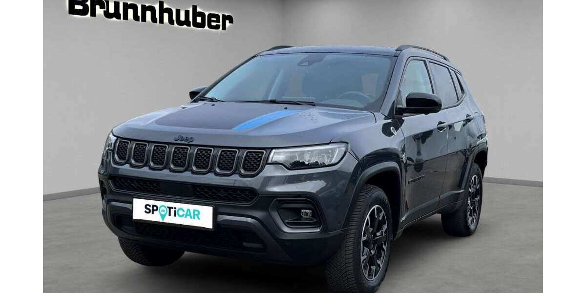 Jeep Compass 64.302 km 24.850 &euro; Augsburg 86156