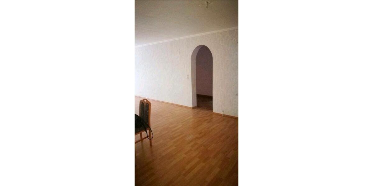 Etagenwohnung Landstuhl - 4 Zimmer, 107 m&sup2;, 145.000&euro; | Angebot:27236792