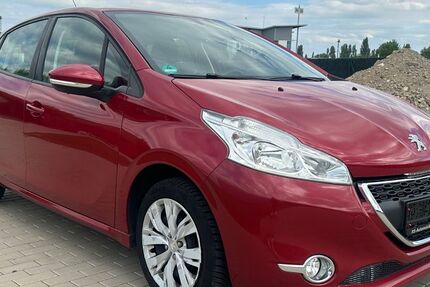 Peugeot 208 150.000 km 3.999 &euro; Butzbach 35510